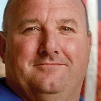 Official portrait of Ken Gray